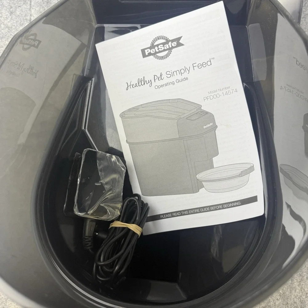 PetSafe Healthy Pet Simply Feed Automatic Dog and Cat Feeder‎ Dispenses Dog Food
